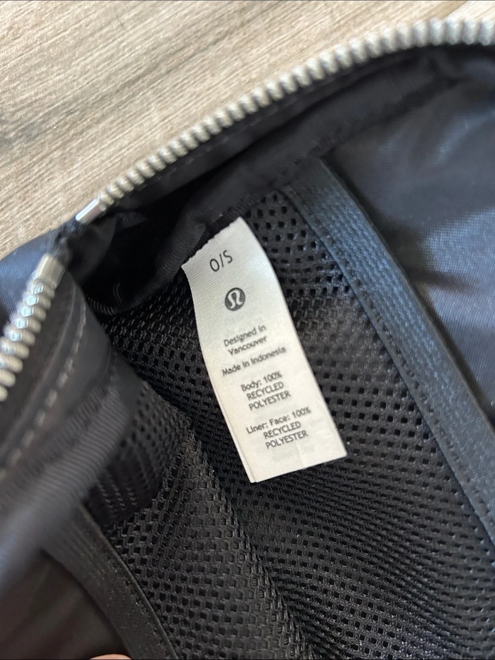 Lululemon Black Rhinestone Accent Belt Bag - Picture 4 of 4